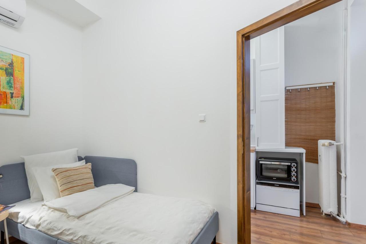 Central Avenue Apartment ブダペスト エクステリア 写真