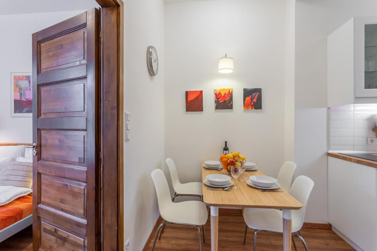 Central Avenue Apartment ブダペスト エクステリア 写真